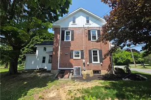 601 Cherry Hill Rd, Bushkill Twp, PA 18064 - Photo 5