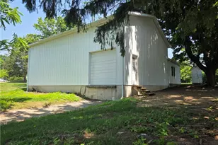 601 Cherry Hill Rd, Bushkill Twp, PA 18064 - Photo 9