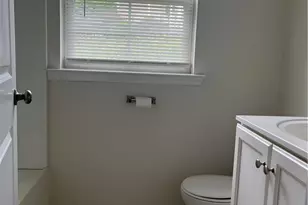 336 Central Park Ave, Bethlehem City, PA 18018 - Photo 7