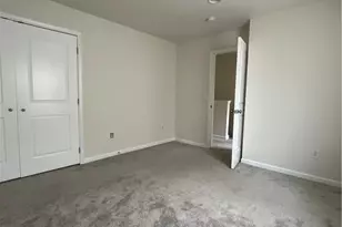 336 Central Park Ave, Bethlehem City, PA 18018 - Photo 9