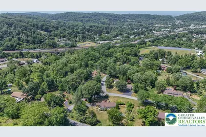 1901 Saucon Lane, Lower Saucon Township, PA 18015 - Photo 43