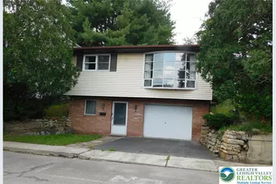 57 W Garibaldi, Nesquehoning, PA 18240 - Photo 3