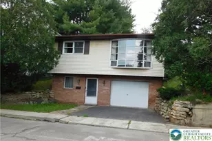 57 W Garibaldi, Nesquehoning, PA 18240 - Photo 3