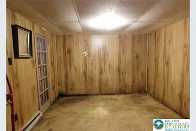 57 W Garibaldi, Nesquehoning, PA 18240 - Photo 9