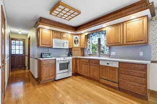 210 Poplar St, Catasauqua Boro, PA 18032 - Photo 7