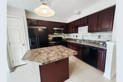 1073 Sparrow Way, Upper Macungie Township, PA 18031 - Photo 9