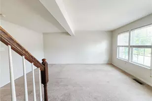 1073 Sparrow Way, Upper Macungie Township, PA 18031 - Photo 15