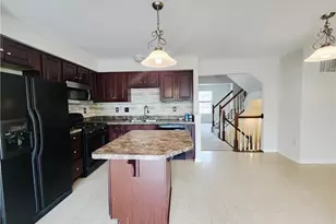 1073 Sparrow Way, Upper Macungie Township, PA 18031 - Photo 5