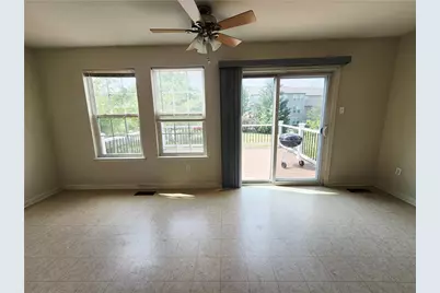 1073 Sparrow Way, Upper Macungie Township, PA 18031 - Photo 13