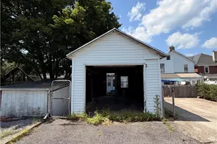 2414 Birch St, Wilson, PA 18042 - Photo 17