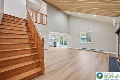 9318 Fairmount Way, Tobyhanna, PA 18466 - Photo 15