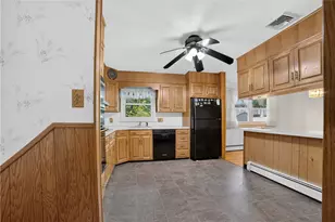 1959 Easthill Dr, Bethlehem City, PA 18017 - Photo 9