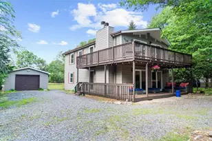119 Chapman Cir, Penn Forrest, PA 18210 - Photo 1