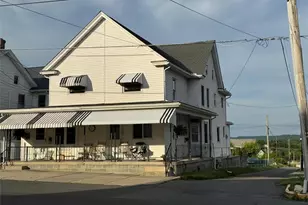135 N 3rd St, Lehighton, PA 18235 - Photo 1