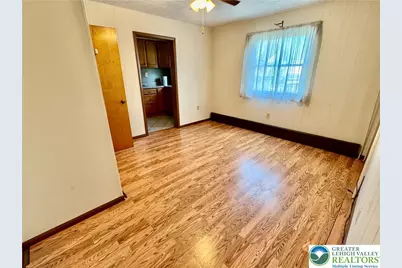 135 N 3rd Street, Lehighton, PA 18235 - Photo 9
