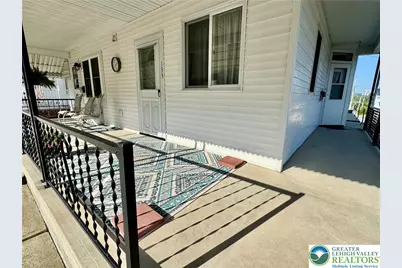 135 N 3rd Street, Lehighton, PA 18235 - Photo 5