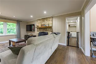 4620 Hale Ln, Emmaus Boro, PA 18049 - Photo 23