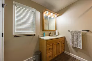 4620 Hale Ln, Emmaus Boro, PA 18049 - Photo 29