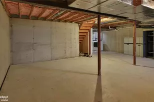 124 Stephanie Dr, Palmer Twp, PA 18045 - Photo 29
