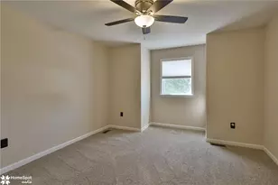 124 Stephanie Dr, Palmer Twp, PA 18045 - Photo 27
