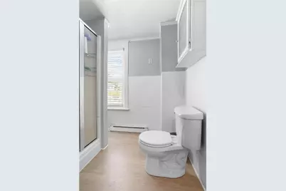 27 E Chestnut Street, Nazareth Boro, PA 18064 - Photo 15