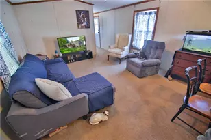 6 Spruce Cir, Moore Township, PA 18014 - Photo 5