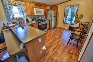 6 Spruce Cir, Moore Township, PA 18014 - Photo 3