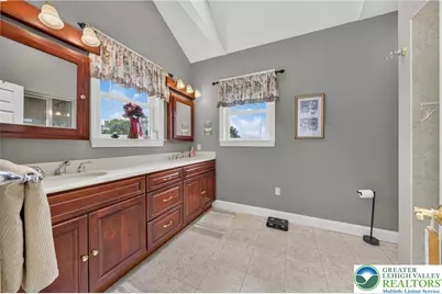 210 Frutchey Court, Upper Mt Bethel Twp, PA 18343 - Photo 55