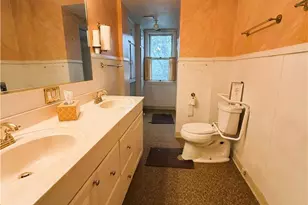 526 Seneca St, Bethlehem City, PA 18015 - Photo 21