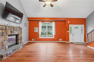 1124 Cambell Way, Coolbaugh Twp, PA 18466 - Photo 7