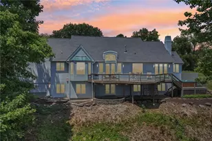 280 Sky Line Dr, Williams Township, PA 18042 - Photo 3