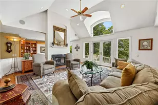 280 Sky Line Dr, Williams Township, PA 18042 - Photo 9