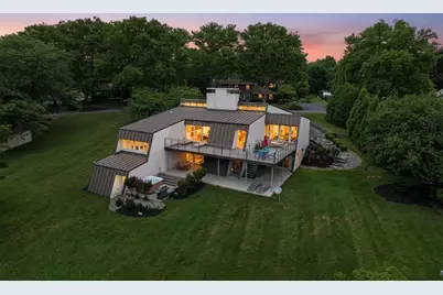 80 Sutton Place, Palmer Twp, PA 18045 - Photo 1