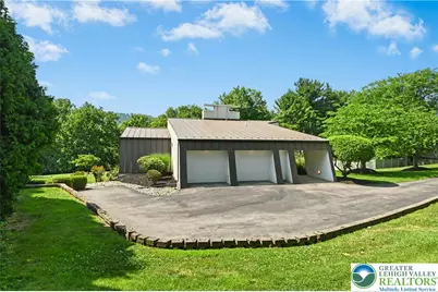 80 Sutton Place, Palmer Twp, PA 18045 - Photo 5