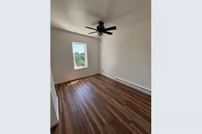 1135 10th Street, Allentown City, PA 18103 - Photo 9