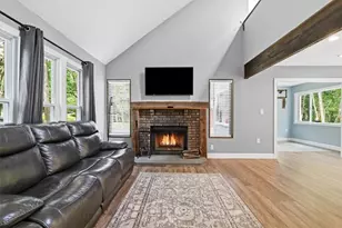 142 Saunders Dr, Lehman Twp, PA 18324 - Photo 3