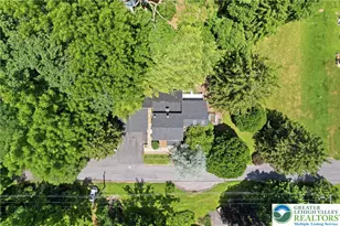 571 Pine Top Trail, Bethlehem City, PA 18017 - Photo 3