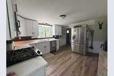 7822 N Delaware Drive, Lower Mt Bethel Twp, PA 18013 - Photo 17