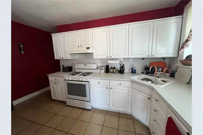 825 S 24th Street, Wilson Boro, PA 18042 - Photo 5