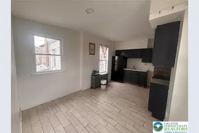 718 N 10th Street #2, Allentown City, PA 18102 - Photo 5