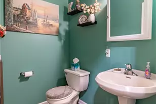 211 S Kathryn St, Easton, PA 18045 - Photo 23