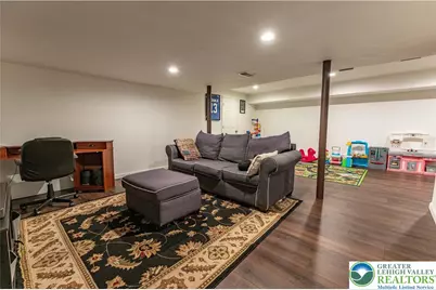 211 S Kathryn Street, Easton, PA 18045 - Photo 41