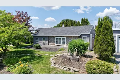 246 Poplar Street, Bath, PA 18014 - Photo 3