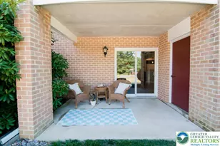 2705 Rolling Green Dr, Lower Macungie Township, PA 18062 - Photo 25