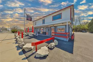 1130 Pembroke Rd, Bethlehem, PA 18017 - Photo 1