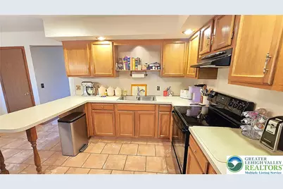1923 Belleview Drive, Whitehall Township, PA 18052 - Photo 7