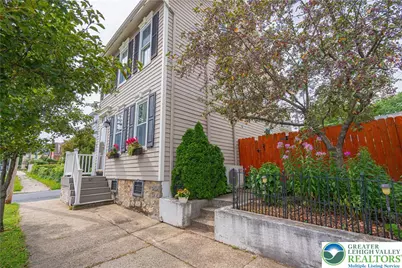 321 E Wall Street, Bethlehem City, PA 18018 - Photo 3