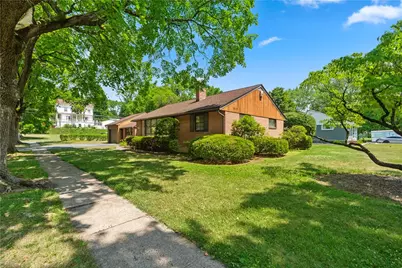2619 W Greenleaf Street, Allentown City, PA 18104 - Photo 11