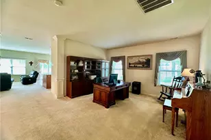 2757 Terrwood Dr E, Macungie Boro, PA 18062 - Photo 3