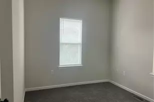 703 Dakotah St, Bethlehem City, PA 18015 - Photo 5